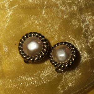 CHANEL Gold and Pearl Earrings